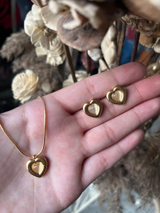 Sunkissesd Love Pendant Set